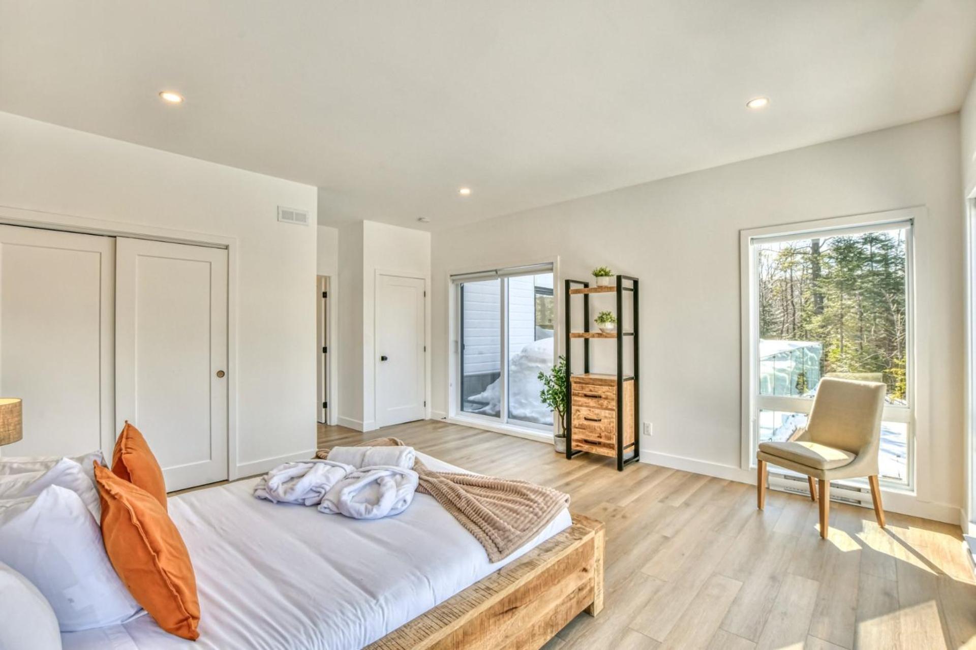 Le Montagnard Spa Sauna Piscine Prives Brownsburg Ngoại thất bức ảnh